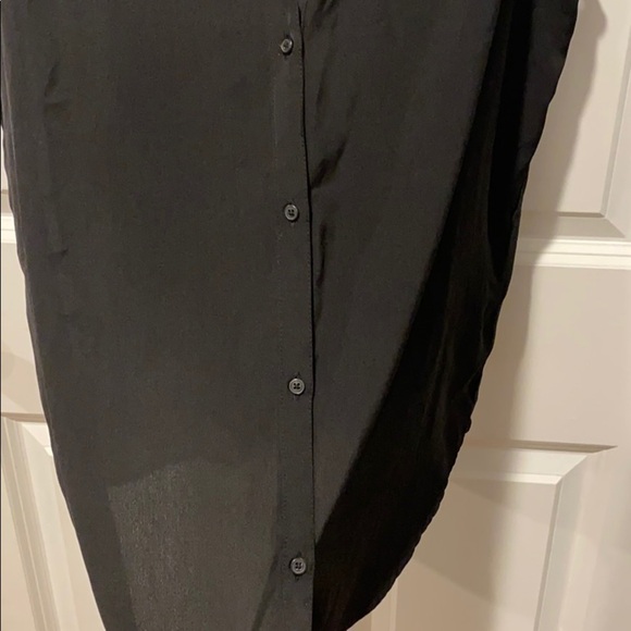 AEO Sheer Sleeveless Button Down Top EUC - Picture 6 of 11